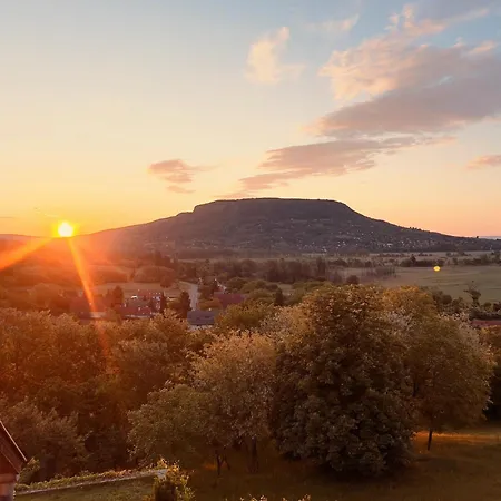 Pensionat Delibab Vendeghaz Szigliget